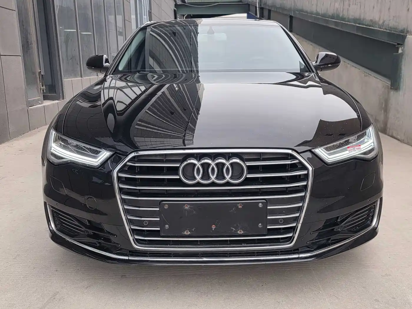 Audi A6L 2016 30 FSI Comfort фото 2