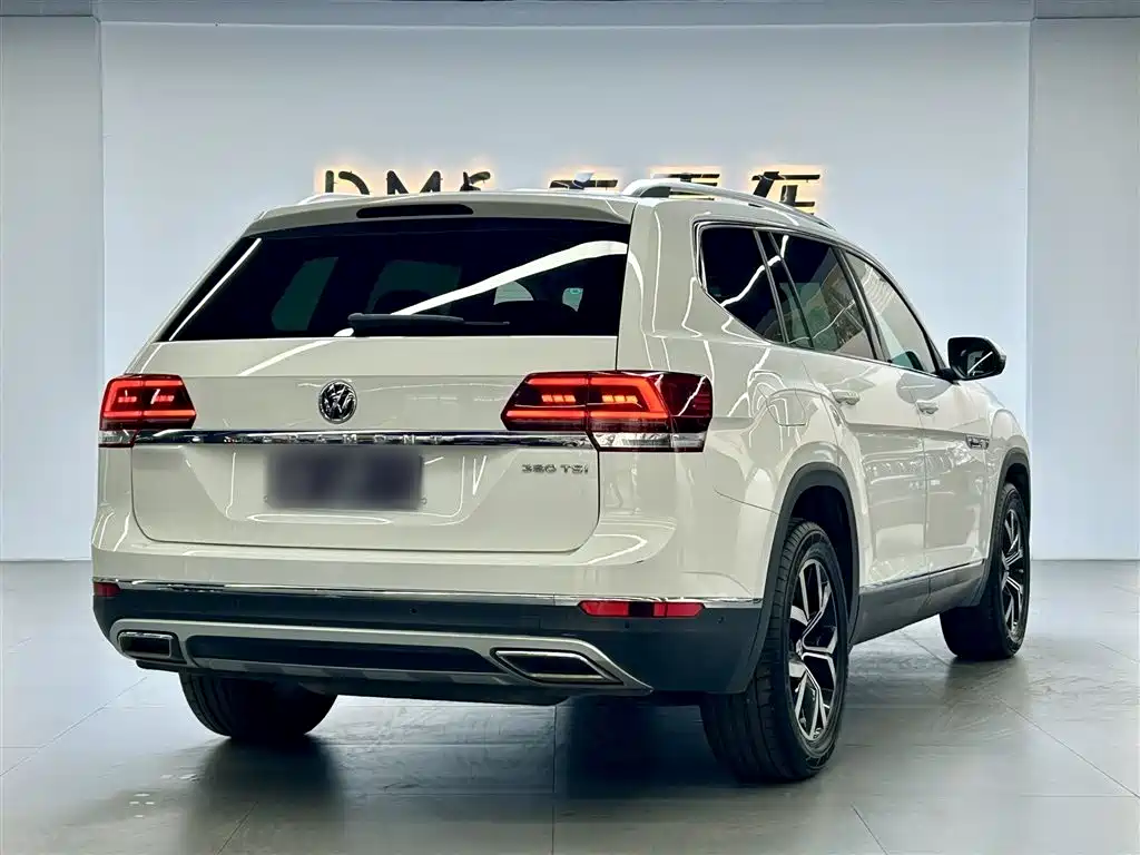 Volkswagen Teramont 2020 380TSI 4WD Luxury Edition China VI фото 6