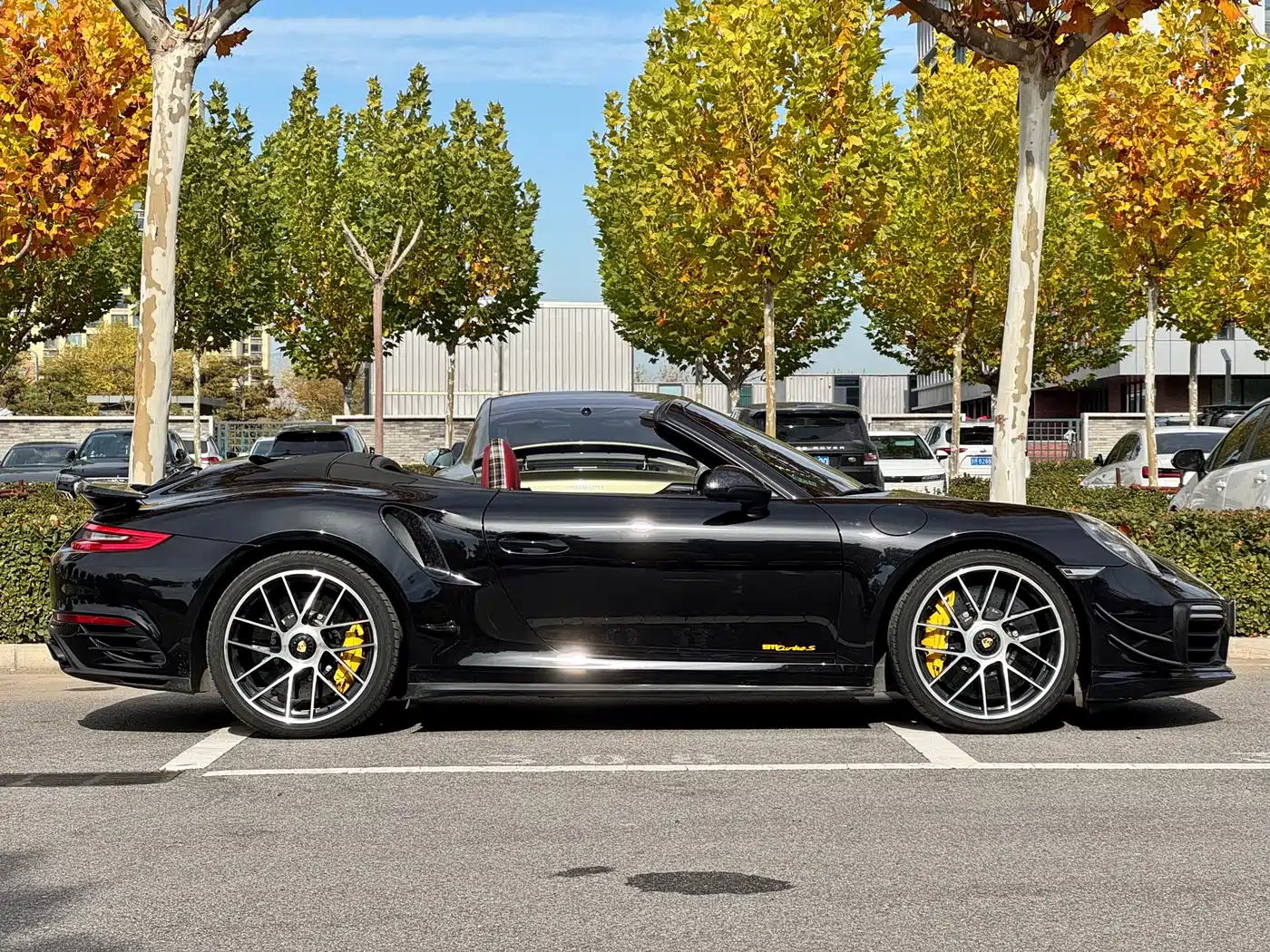 Porsche 911 2016 Turbo S Cabriolet 3.8T фото 3