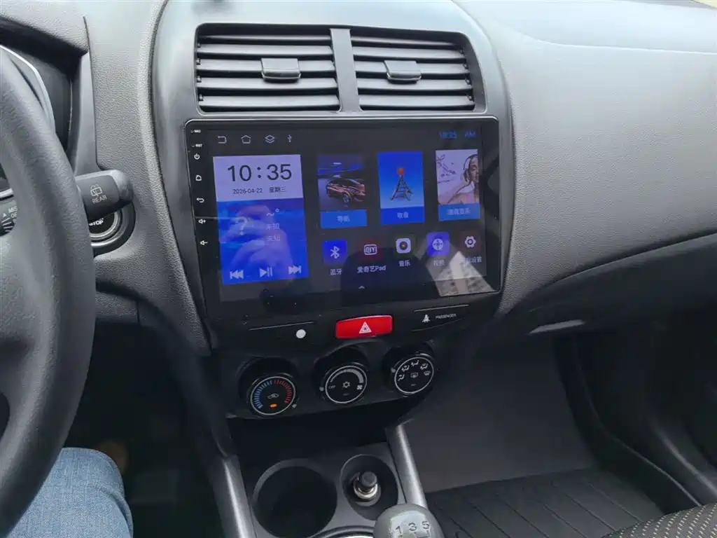Mitsubishi ASX 2016 1.6L Manual 2WD Pioneer Edition фото 13