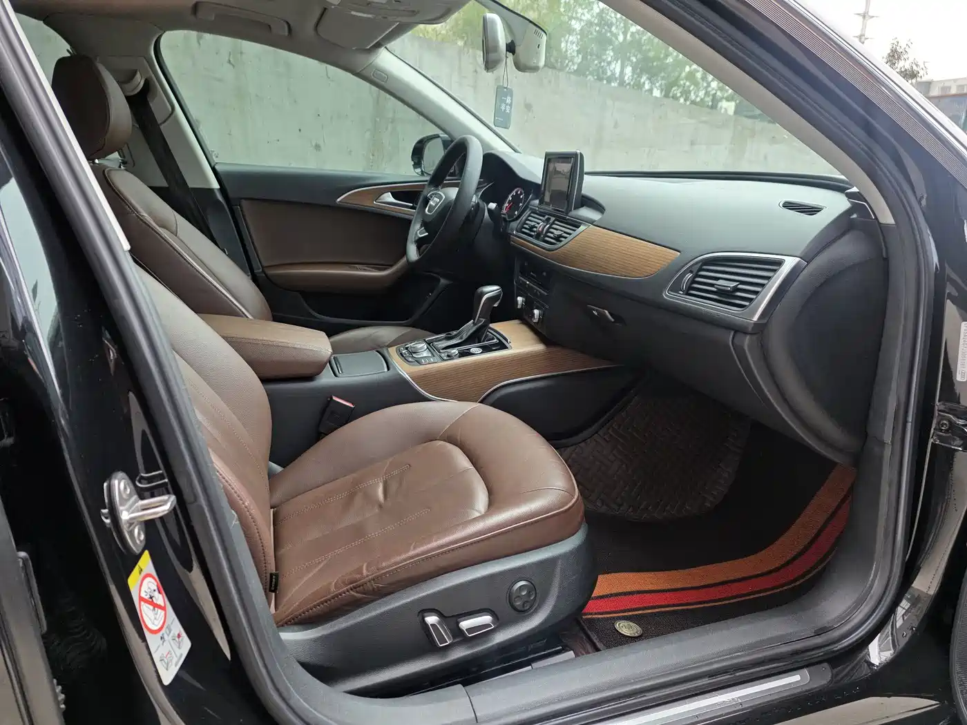 Audi A6L 2018 30th Anniversary 30 FSI Style фото 8