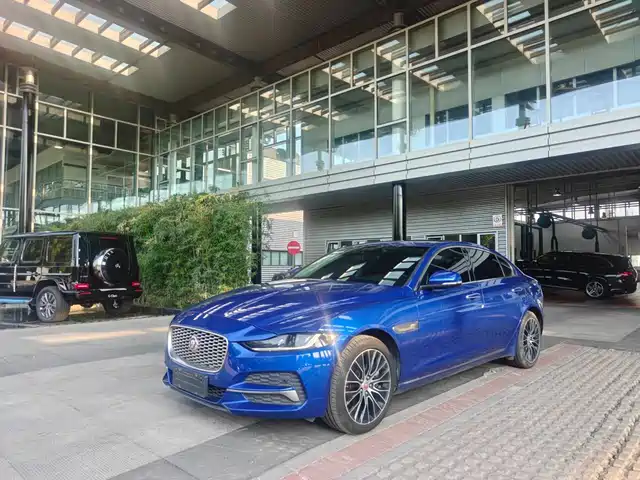 Jaguar XEL 2020 2.0T 250PS SE Tech Elegance Edition — фото 1