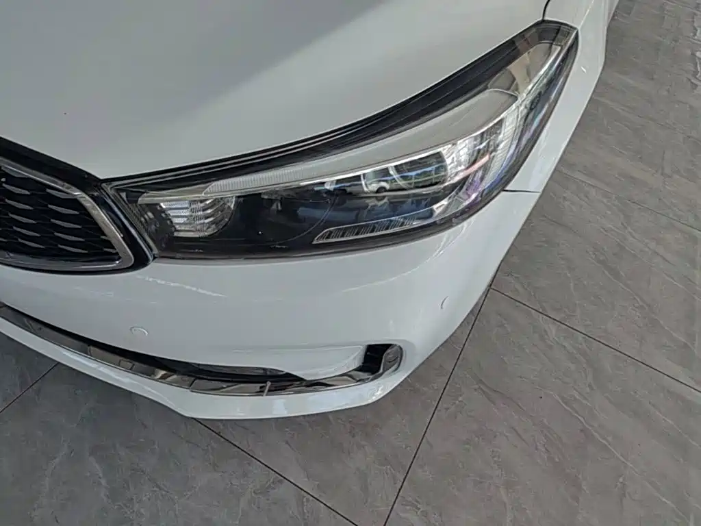 Фото 24 - Kia K3