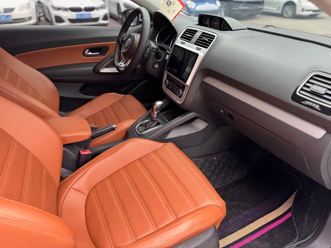 Volkswagen Scirocco 2015 1.4TSI Trend Edition фото 15