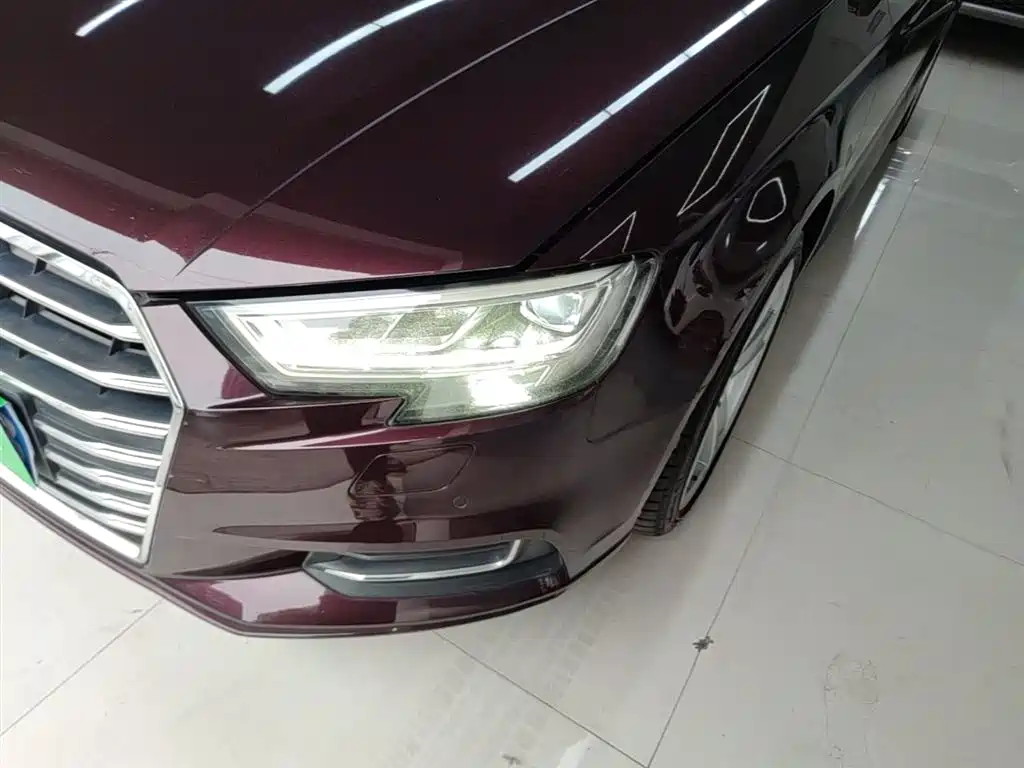 Audi A3 2018 30th Anniversary Limousine 35 TFSI Style фото 24