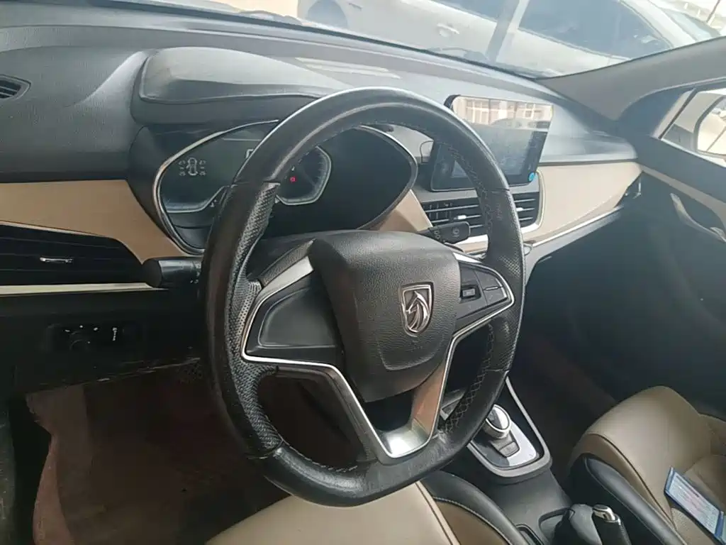 Baojun 360 2018 2018 1.5L Automatic Luxury (China V)