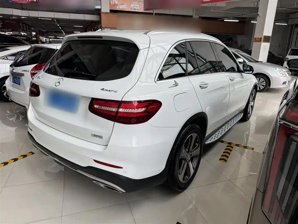Mercedes-Benz GLC 2017 GLC 260 4MATIC Luxury фото 9