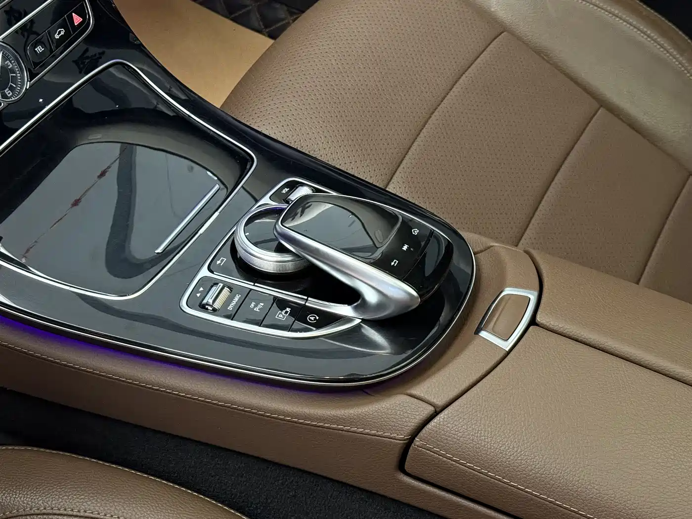 Mercedes-Benz E-Class 2016 E 300 L Sport Fashion Type фото 9