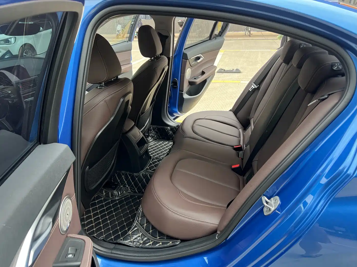 BMW 1 Series 2020 Model 120i M Sport Package фото 8