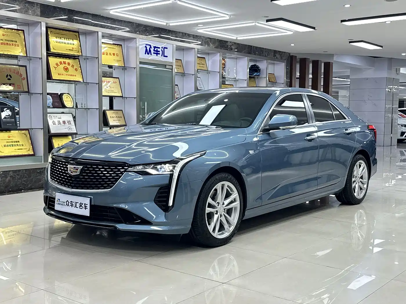 Cadillac CT4 2023 25T Fashion Edition