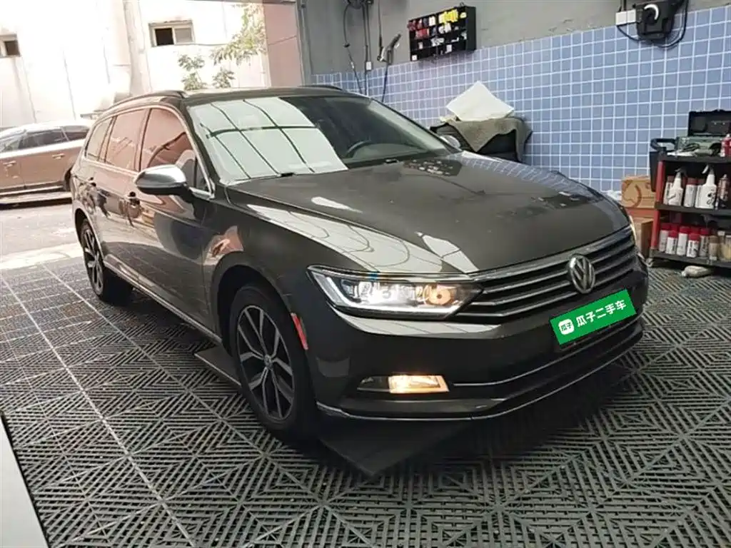 Volkswagen Weilan 2016 380TSI 2WD Comfort Edition фото 4