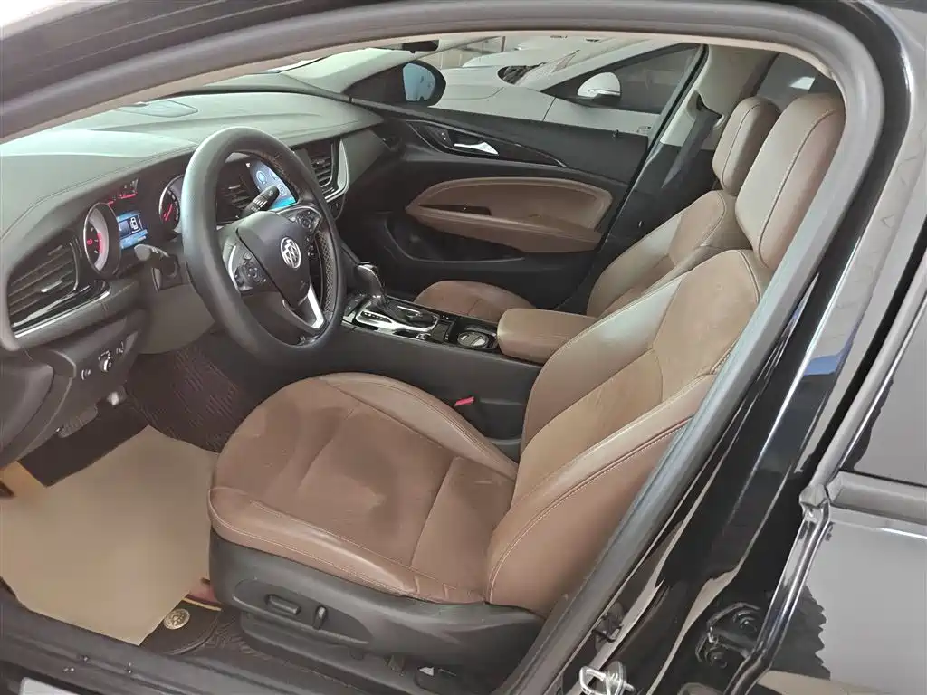 Buick Regal 2019 20T Elite China VI фото 15
