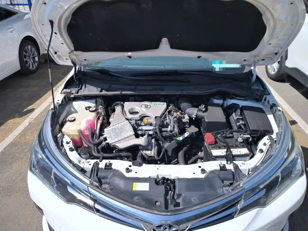 Toyota Corolla 2017 Facelift 1.2T S-CVT GL-i фото 19