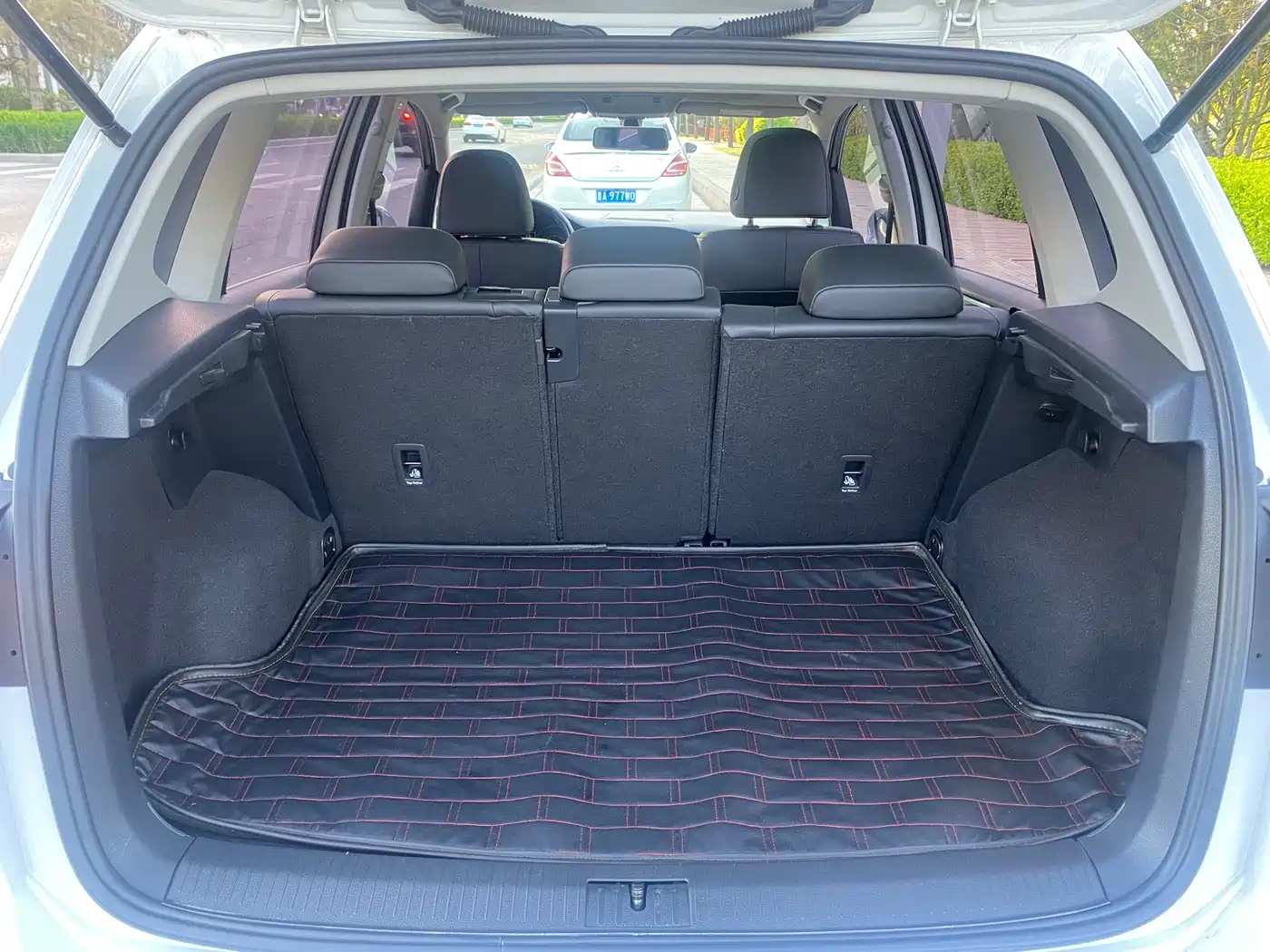 VOLKSWAGEN GOLF*JIAYU