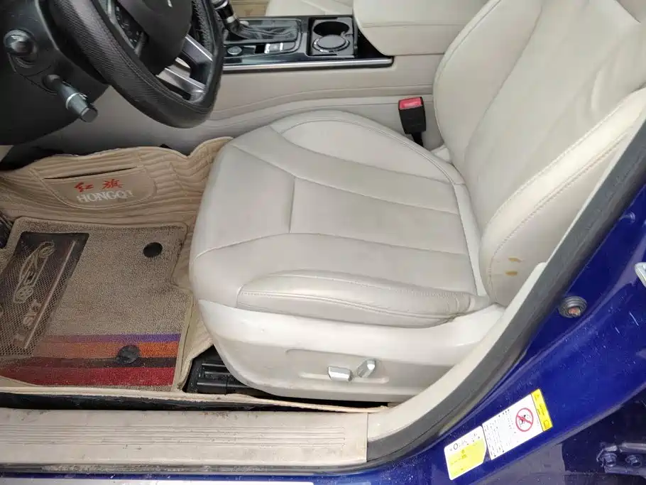Hongqi H5 2018 2018 30TD Smart Connected Royal Edition
