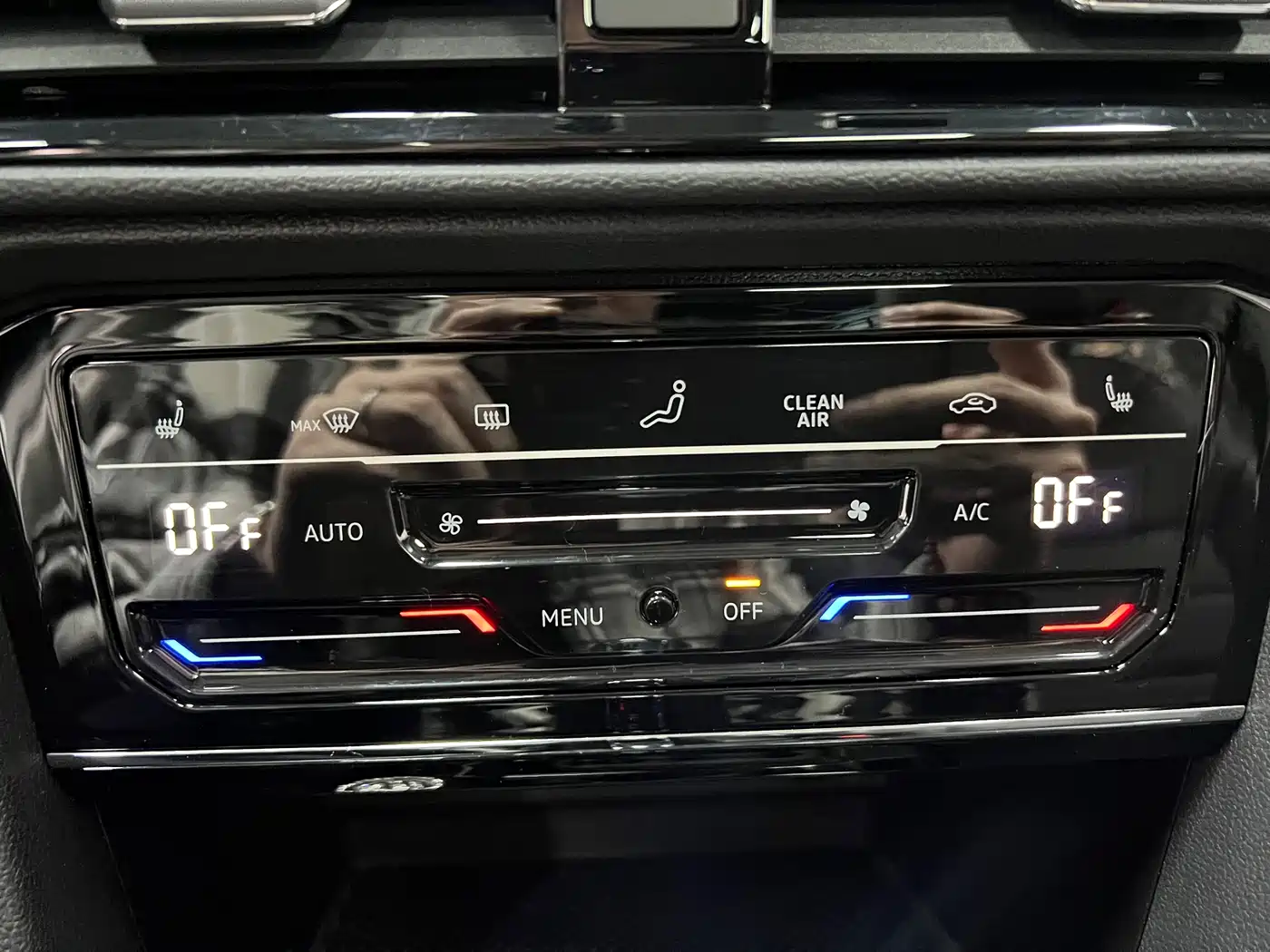 Volkswagen Tharu 2022 280TSI FWD Luxury Edition фото 13