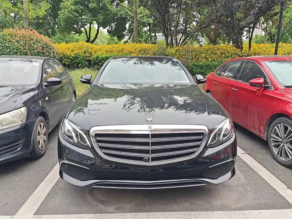 Mercedes-Benz E-Class 2017 E 300 L Sport Luxury фото 3