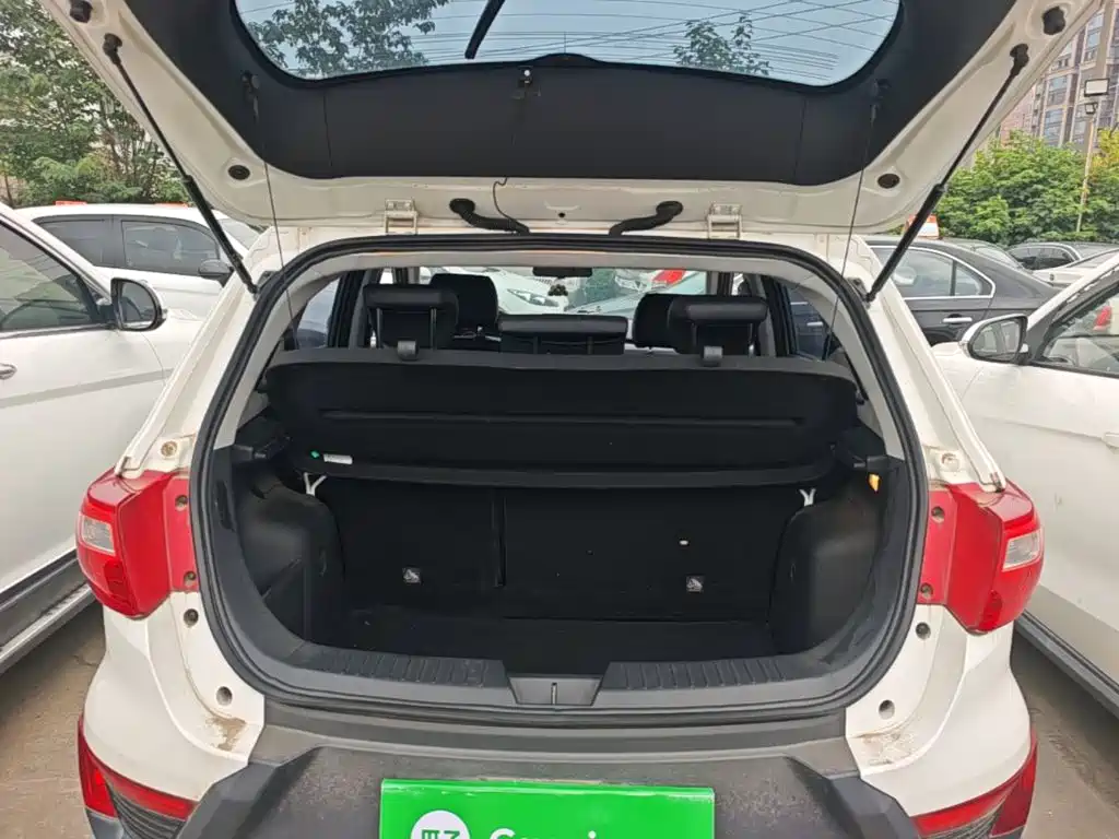 BAIC Senova X25 2016 2015 1.5L Automatic Elite