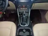 Фото 14 - Ford Edge