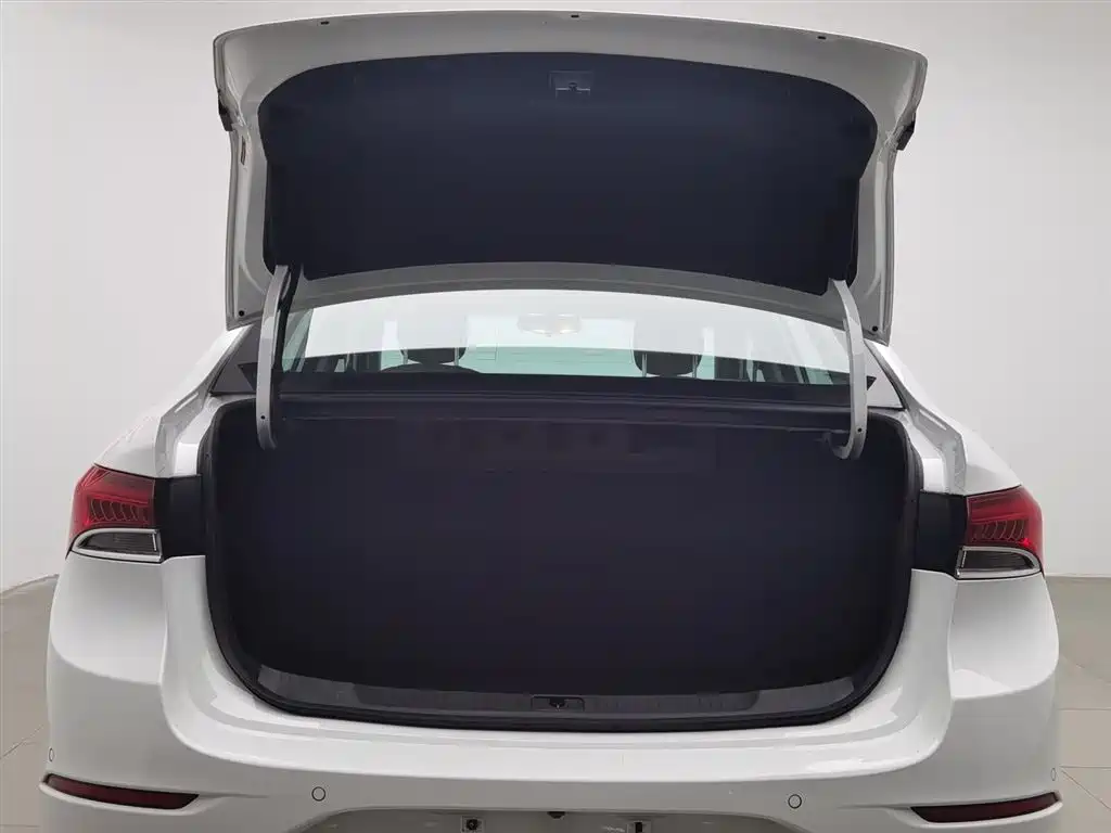 Buick Excelle 2021 Exemplar 1.5L Auto Elite фото 16