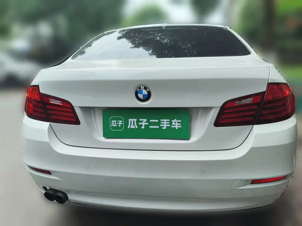 BMW 5 Series 2017 520Li Classic Edition фото 5
