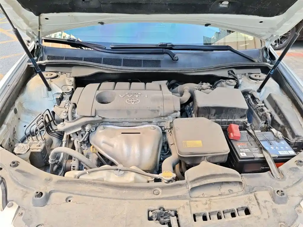 Toyota Camry 2012 2.5G Luxury Edition фото 21