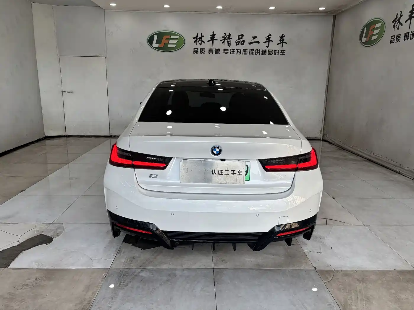 BMW i3 2024 eDrive 35 L фото 7