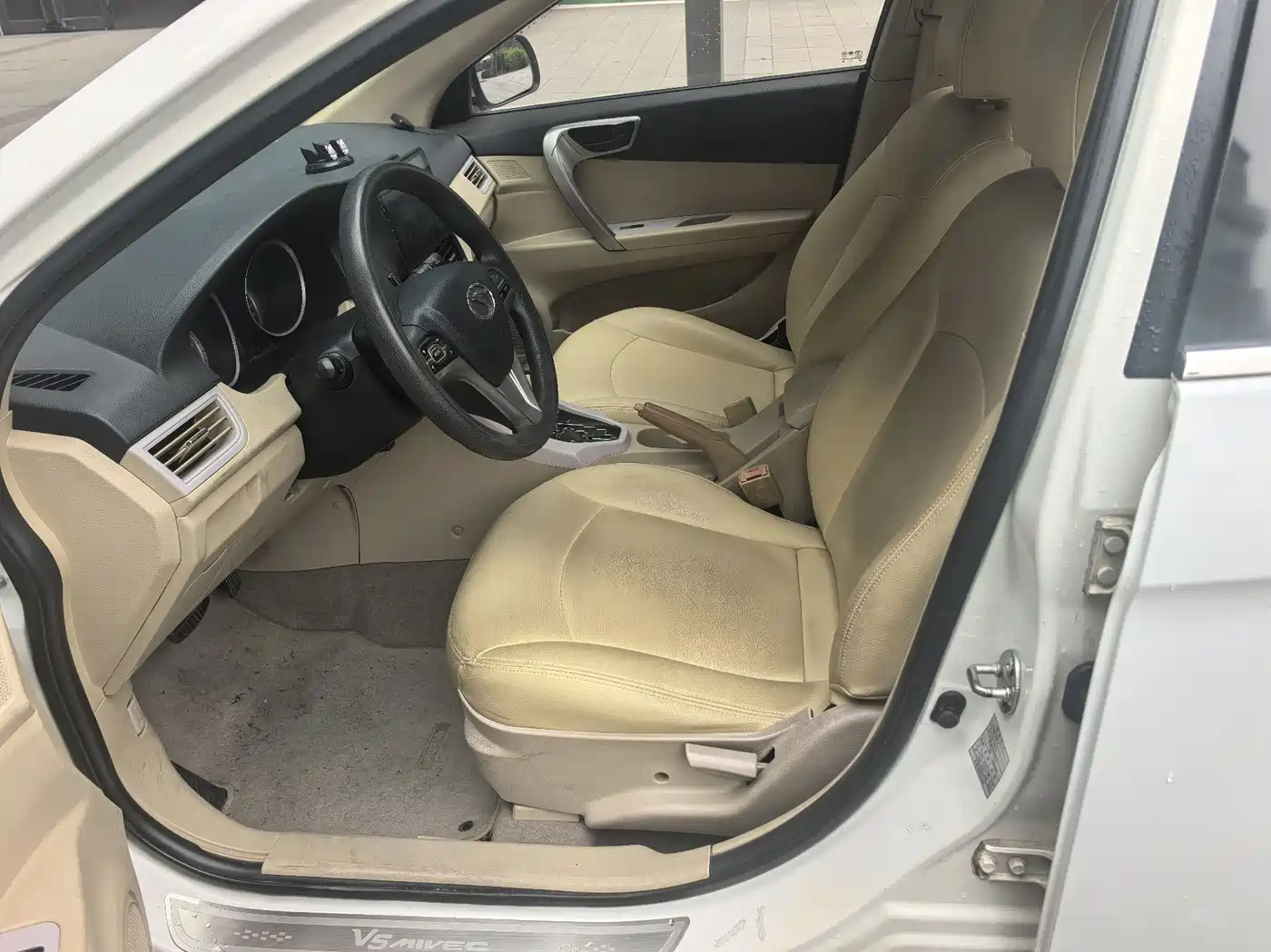 Soueast V5 Lingzhi 2013 2014 1.5T CVT Fun Control Type
