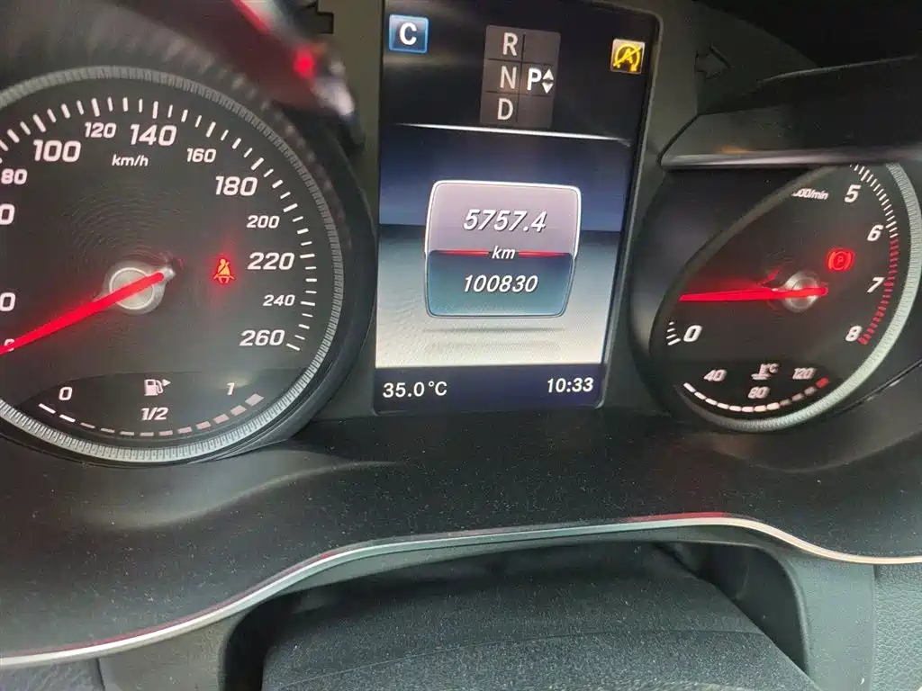 Mercedes-Benz GLC 2018 Facelift GLC 260 4MATIC Luxury фото 13