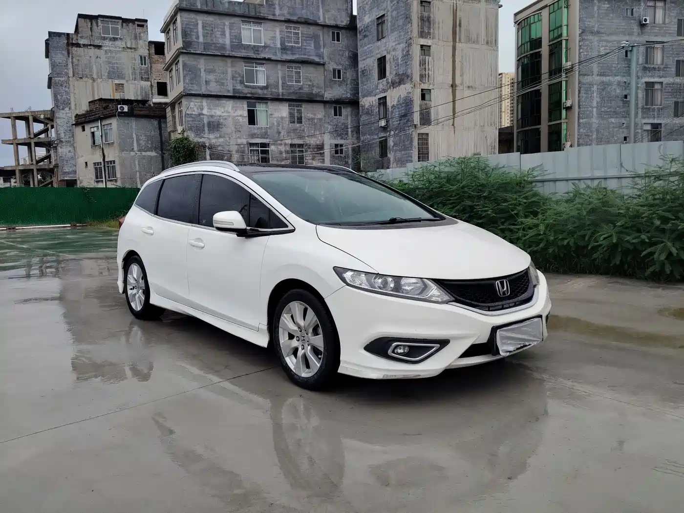 Honda Jade 2014 2013 1.8L Automatic Comfort Edition 5-seater