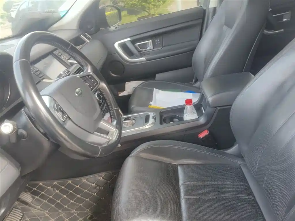 Land Rover Discovery Sport 2016 2.0T HSE фото 16