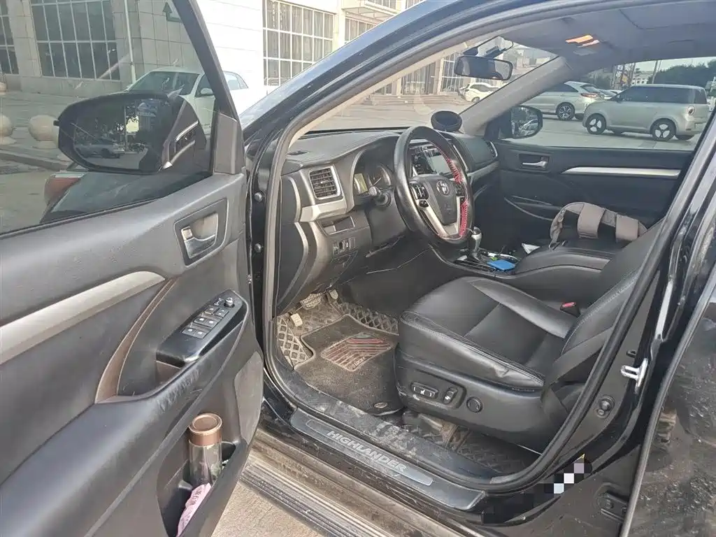 Toyota Highlander 2015 2.0T AWD Luxury Edition 7-seater фото 12