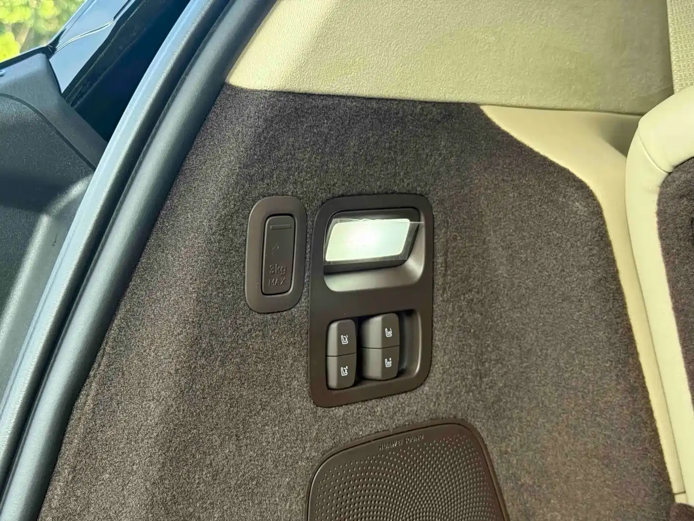 AITO Wenjie AITO M9 2024 2024 Range Extender Max 52kWh 6-seater