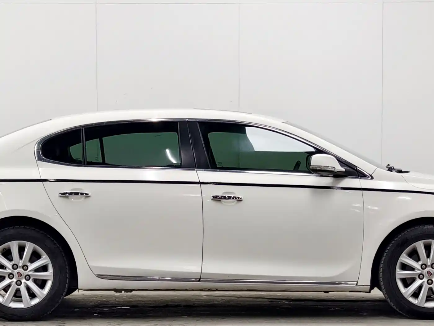 Roewe 950 2013 2012 2.0L Elegance Edition