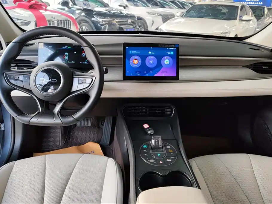 BYD Hai Bao 05 DM-i 2025 DM-i Smart Drive Edition 55KM Luxury фото 12