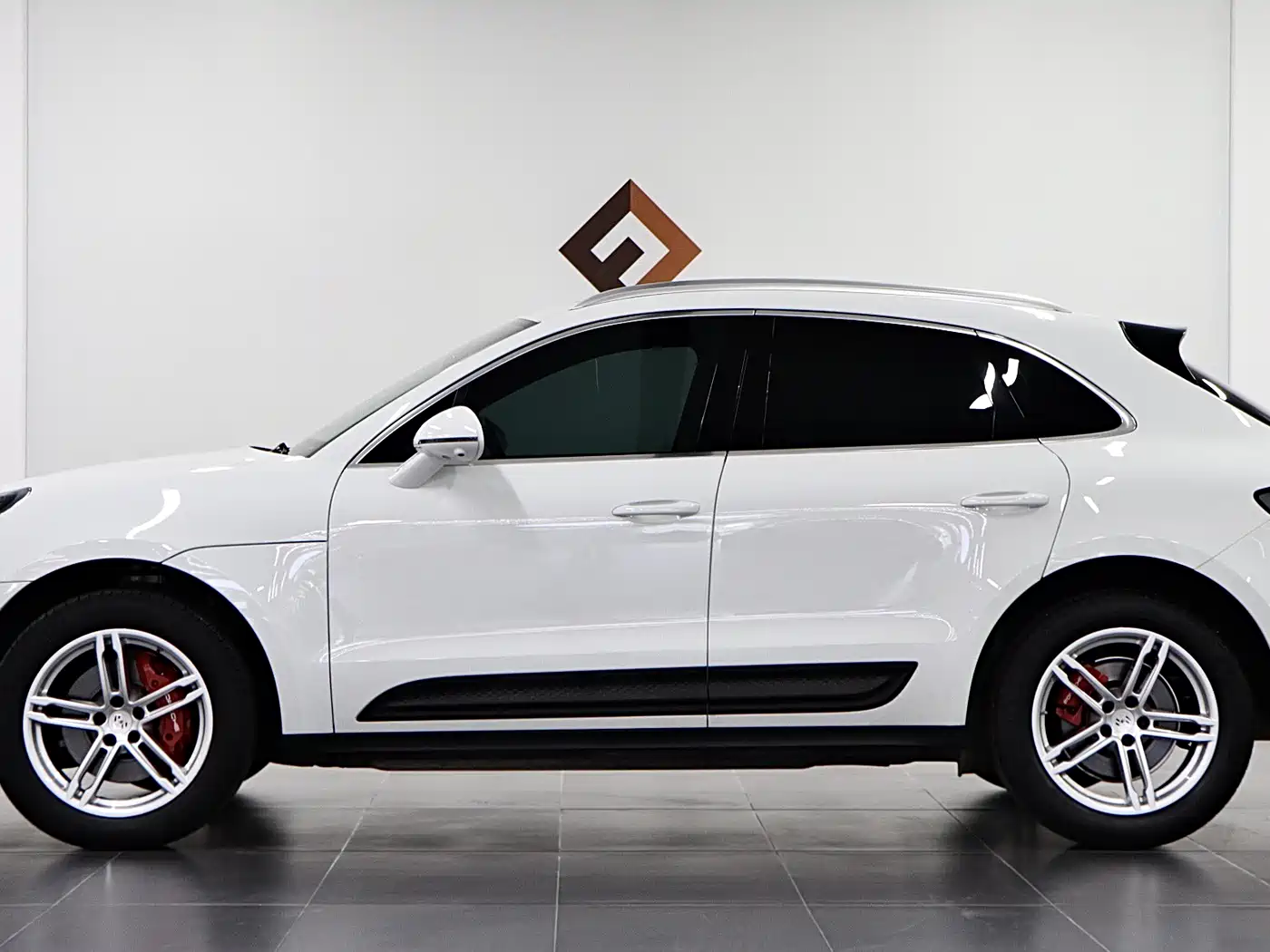 Porsche Macan 2022 Macan 2.0T фото 7