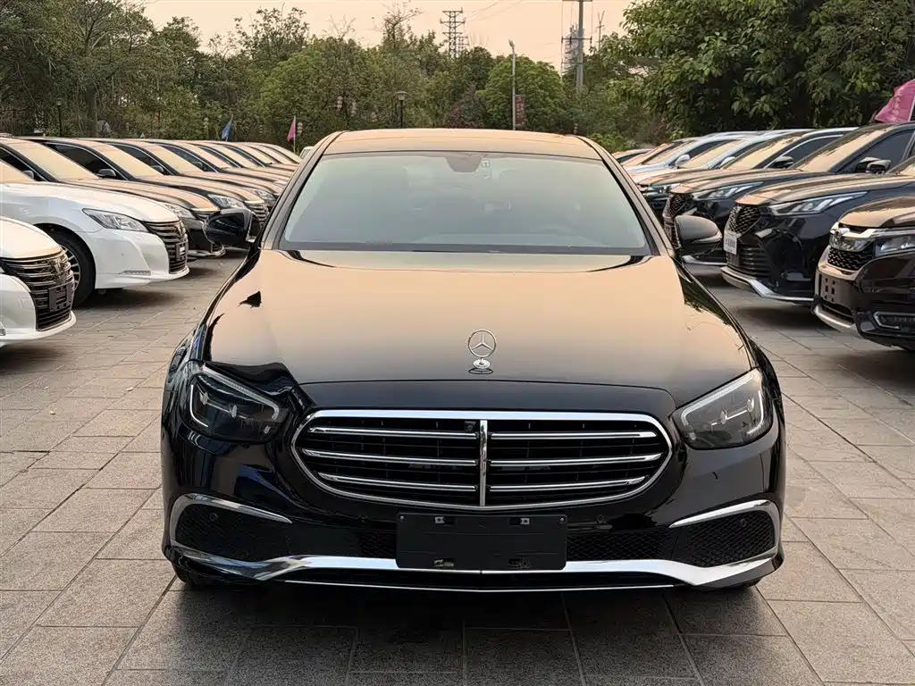 E CLASS