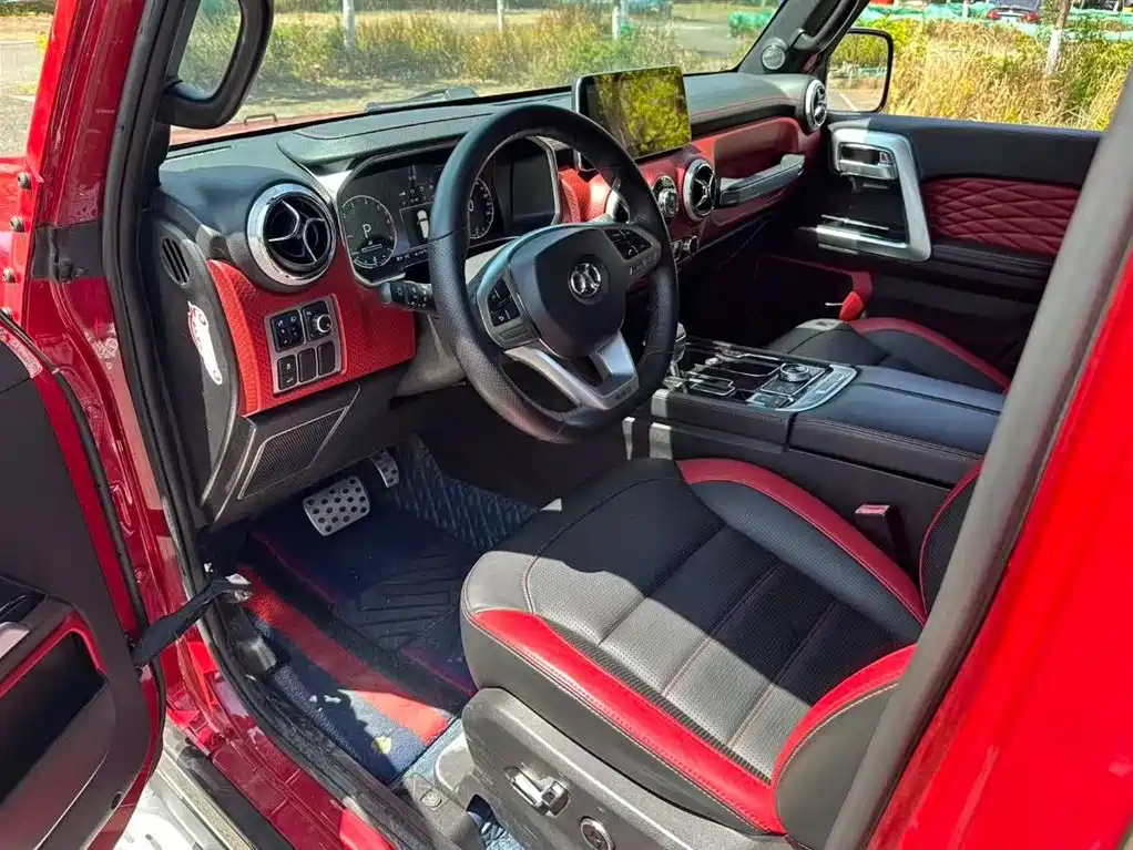 BAIC ORV Beijing Offroad BJ40 2019 PLUS 2.3T Automatic 4WD Luxury Edition China VI фото 4