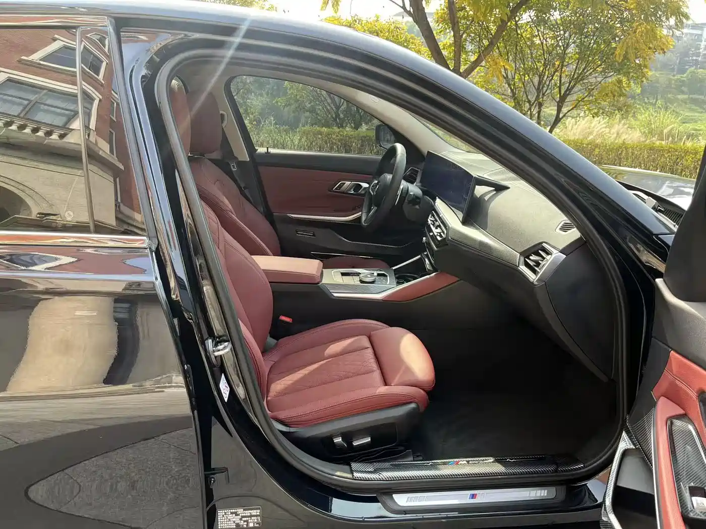 BMW 3 Series 2023 325Li M Sport Package фото 12