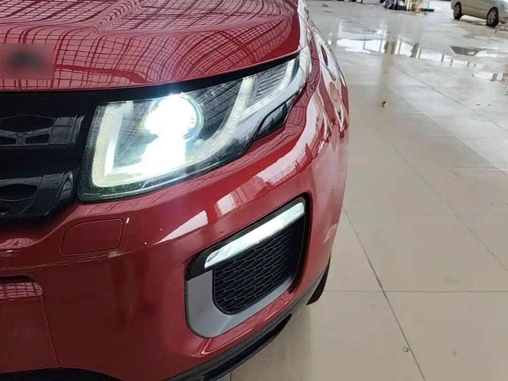 Land Rover Range Rover Evoque 2016 2.0T SE ZhiYao фото 24