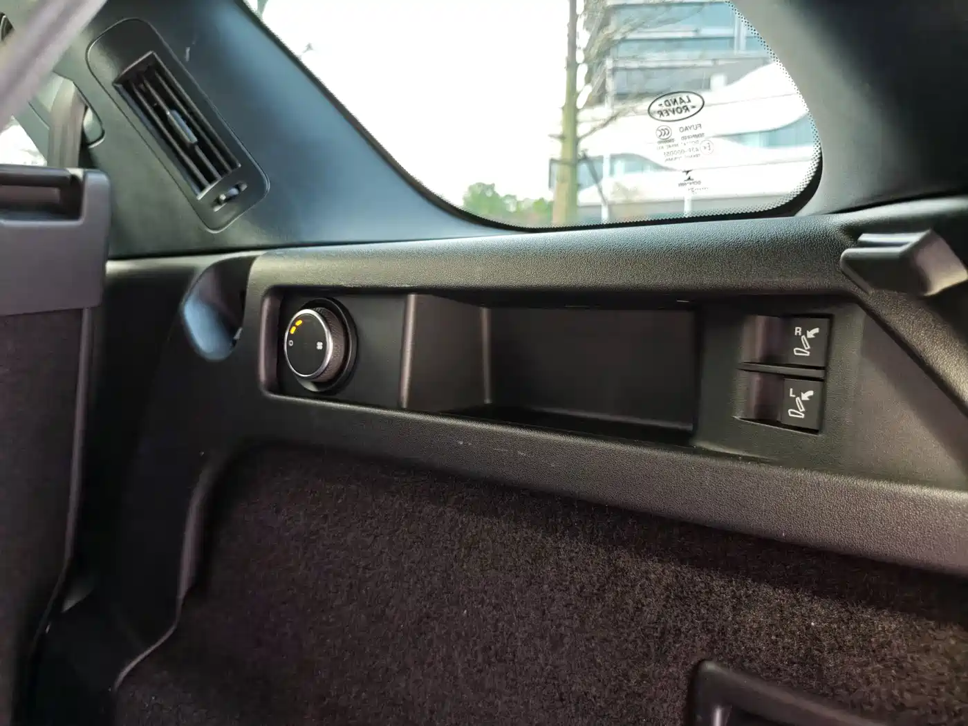 Land Rover Discovery Sport 2021 249PS R-Dynamic HSE Luxury Custom Edition фото 28