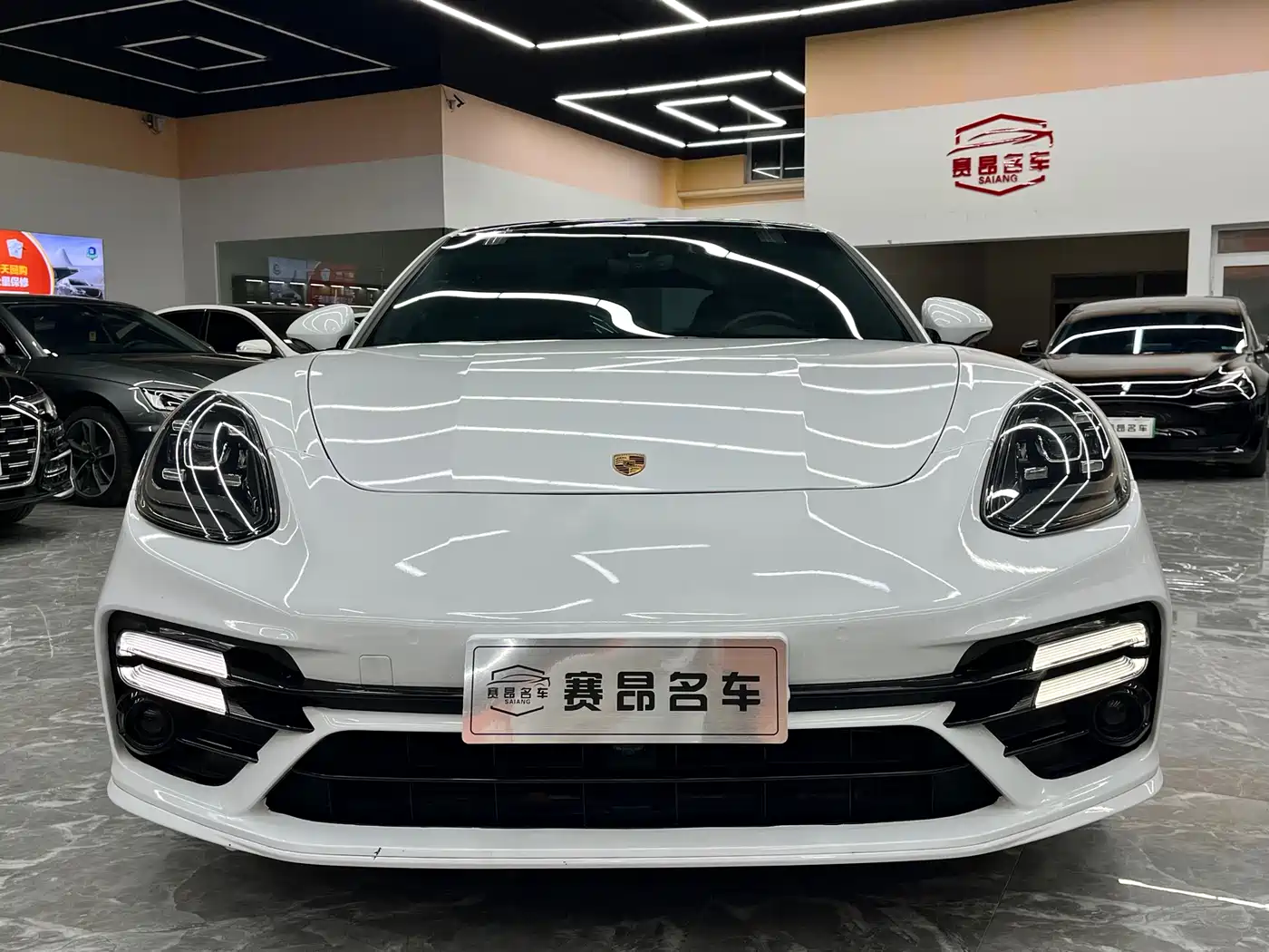Porsche Panamera 2017 Panamera 3.0T фото 4