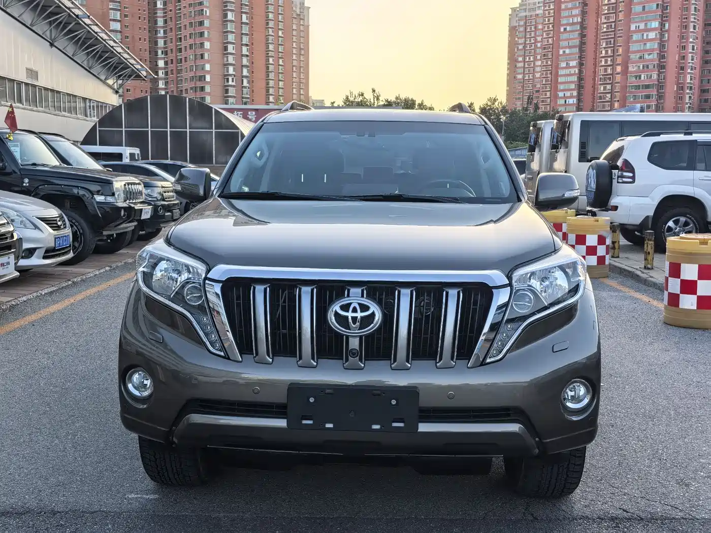 Toyota Prado 2016 3.5L Auto VX NAVI фото 2