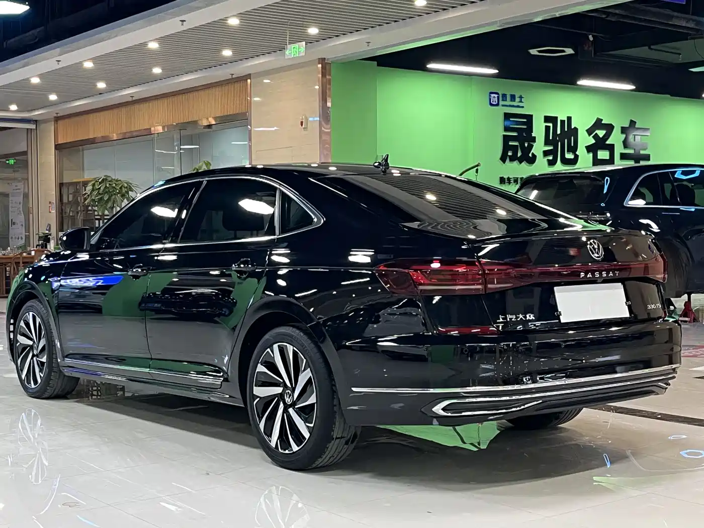 Volkswagen Passat 2023 330TSI Elite Edition фото 19