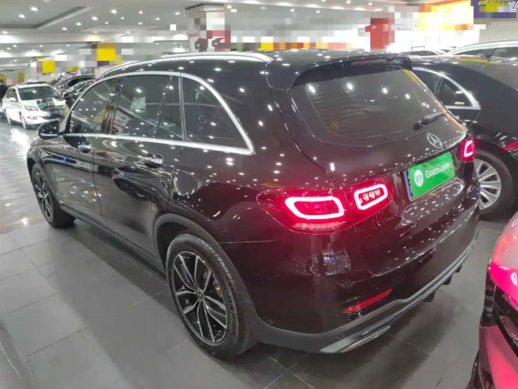 Mercedes-Benz GLC 2022 Model GLC 260 L 4MATIC Luxury Edition фото 5