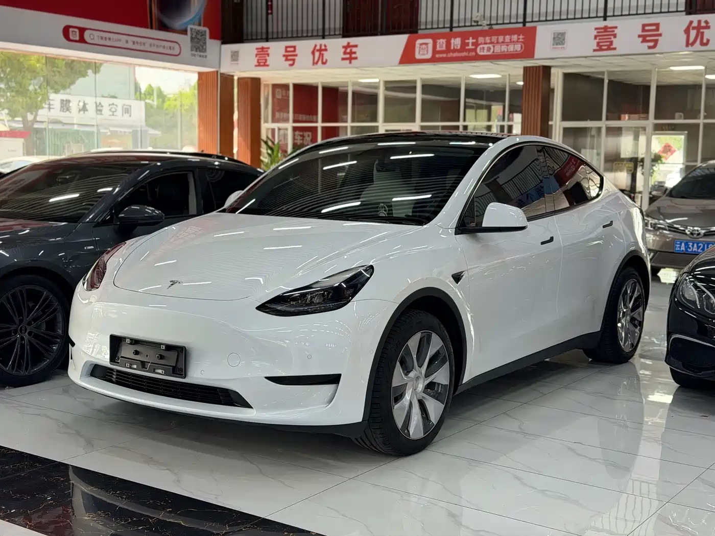 Tesla Model Y 2022