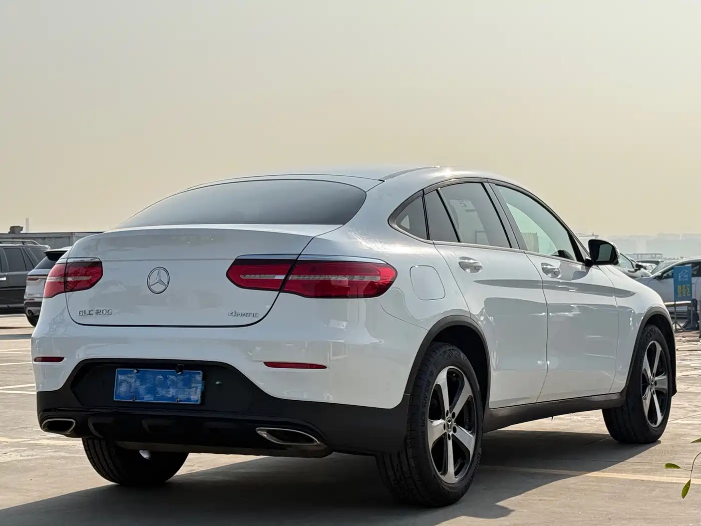 Mercedes-Benz GLC Coupe 2019 GLC 200 4MATIC Coupe SUV фото 10