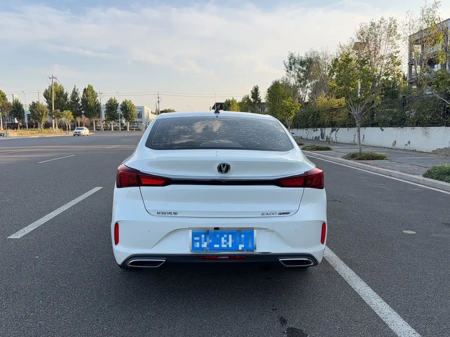 Photo 5 - Changan Eado