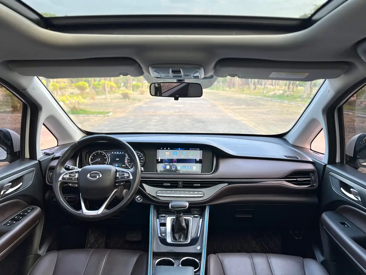 GAC Trumpchi Trumpchi M6 2019 270T Automatic Honor (7-seater) China V фото 10