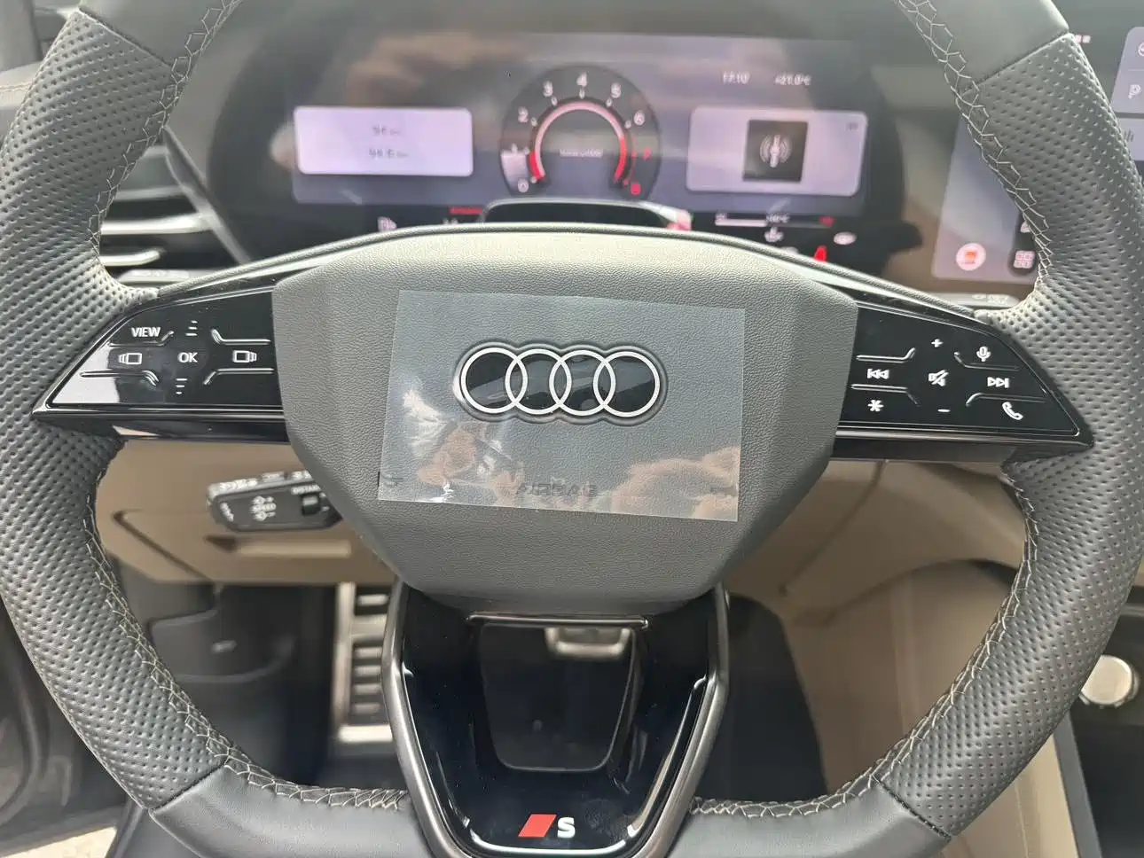 Audi Q5L 2026 Luxury Sport 150kW фото 12